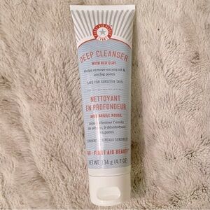 First Aid Beauty Pure Skin Deep Cleanser with Red Clay